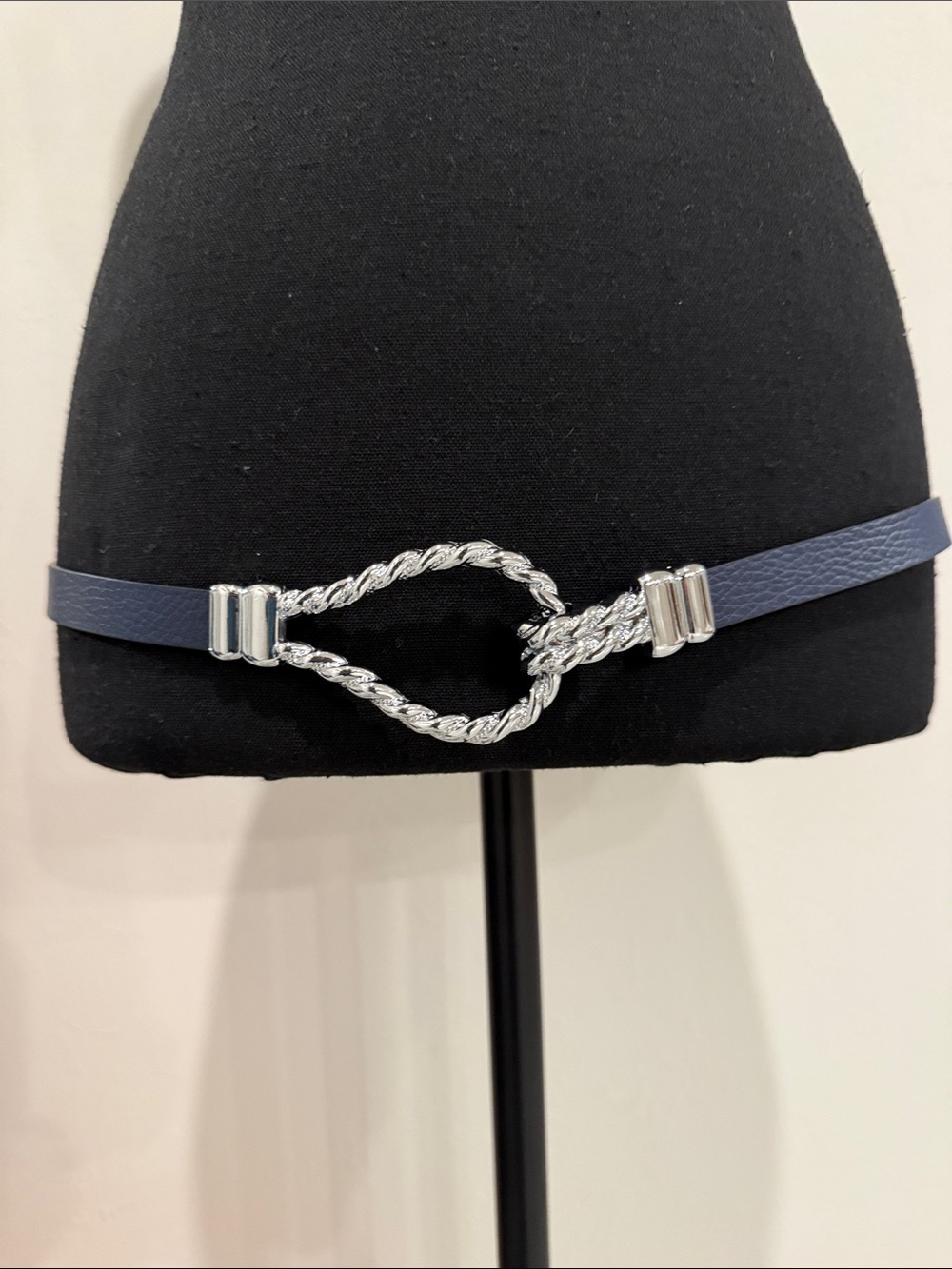 Chico's Silver Rope-Knot Belt in Genuine Leather Navy S/M